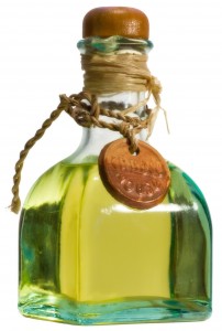 olive-oil-bottle-1321685-1279x1898